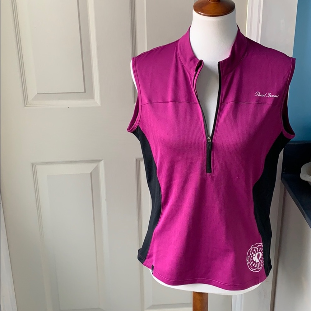 Pearl  Izumi short sleeve top. Purple
